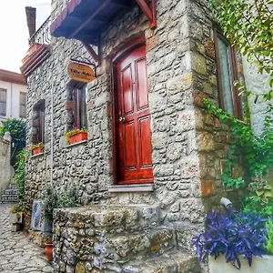 metis-stone-home.aegeanhotels.net/