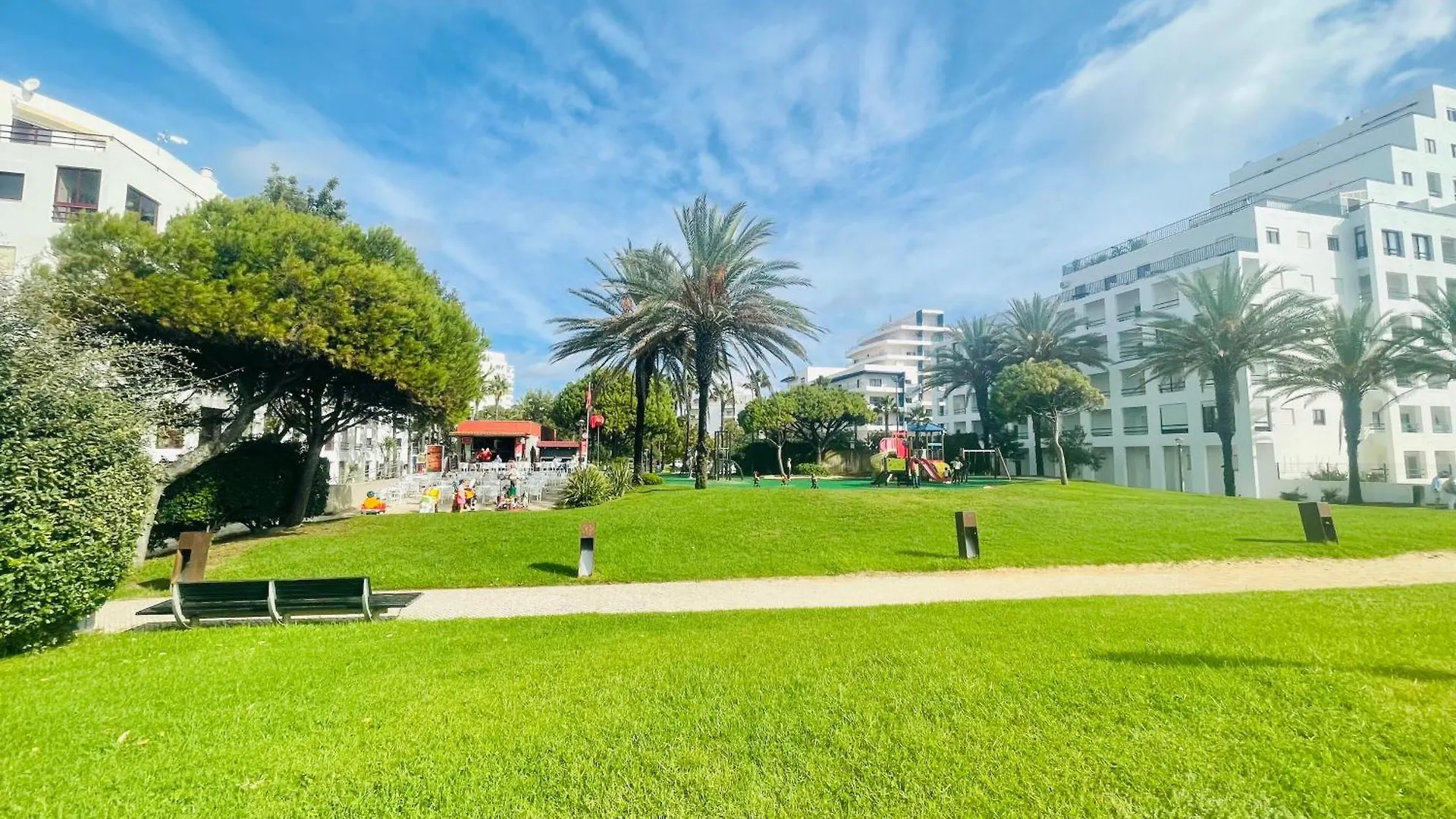Avenida Mar 1 - Ar-Condicionado, Wifi E 200Mts Da Praia Quarteira 0*,