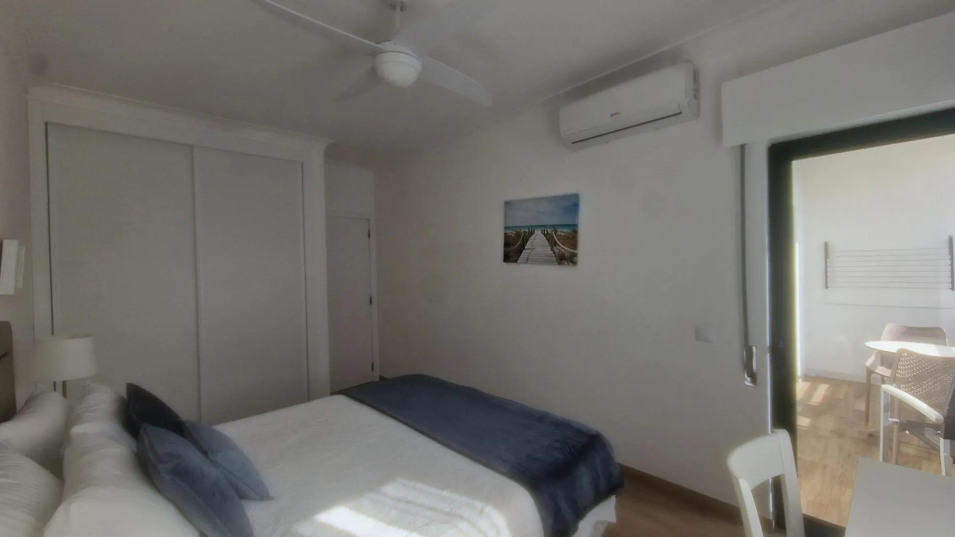 Apartment Avenida Mar 1 - Ar-Condicionado, Wifi E 200Mts Da Praia Quarteira